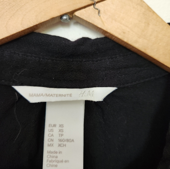 Lot of Maternity Clothes Small and XS - Picture 3 of 16